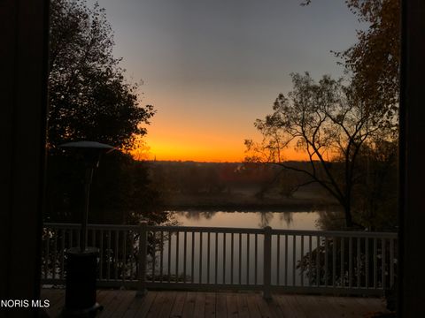 Tiny photo for 606 River Road, Maumee, OH 43537 (MLS # 10006614)