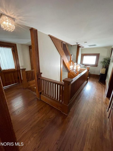 Tiny photo for 606 River Road, Maumee, OH 43537 (MLS # 10006614)