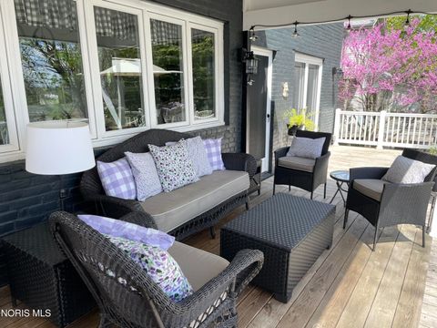 Tiny photo for 606 River Road, Maumee, OH 43537 (MLS # 10006614)