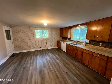 Tiny photo for 713 East Street, Liberty Center, OH 43532 (MLS # 10008439)