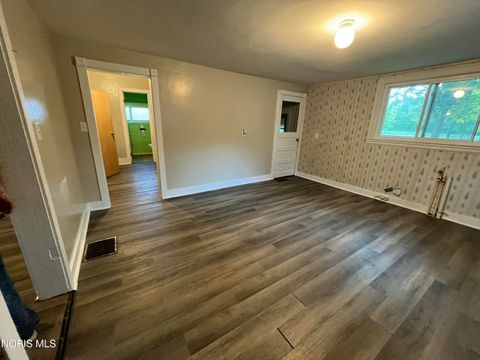 Tiny photo for 713 East Street, Liberty Center, OH 43532 (MLS # 10008439)