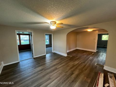 Tiny photo for 713 East Street, Liberty Center, OH 43532 (MLS # 10008439)