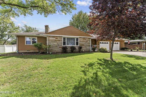 Tiny photo for 135 Northcliff Drive, Findlay, OH 45840 (MLS # 10013599)