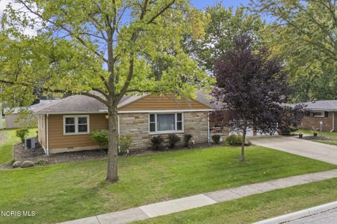 Tiny photo for 135 Northcliff Drive, Findlay, OH 45840 (MLS # 10013599)