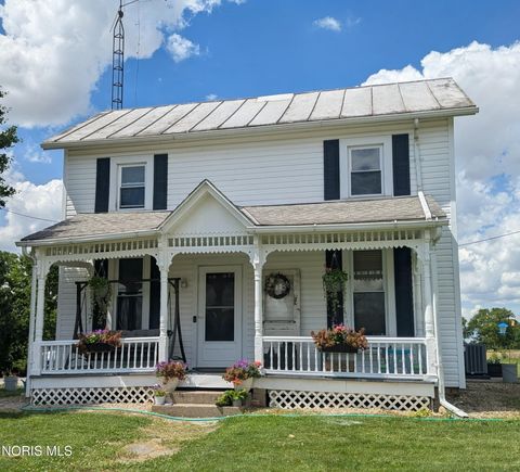 Photo of 3401 E County Road 6, Tiffin, OH 44883 (MLS # 10009045)