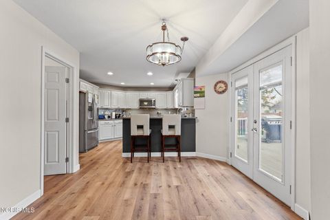 Tiny photo for 1463 Misty Oaks Drive, Findlay, OH 45840 (MLS # 10005830)