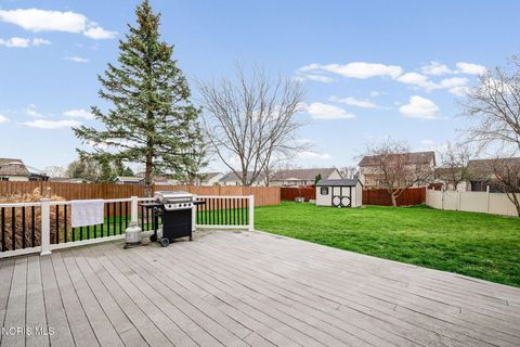 Tiny photo for 1463 Misty Oaks Drive, Findlay, OH 45840 (MLS # 10005830)