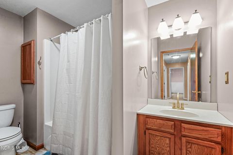 Tiny photo for 1463 Misty Oaks Drive, Findlay, OH 45840 (MLS # 10005830)