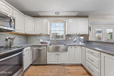 Tiny photo for 1463 Misty Oaks Drive, Findlay, OH 45840 (MLS # 10005830)