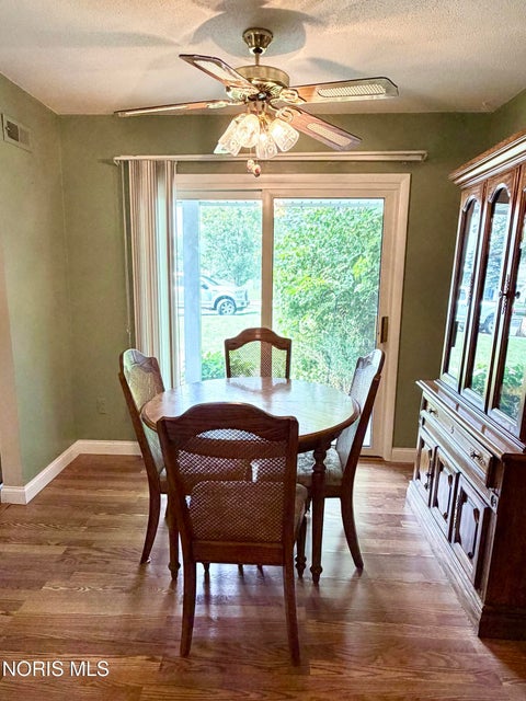 Tiny photo for 3752 Lakepointe Drive, Northwood, OH 43619 (MLS # 10010877)