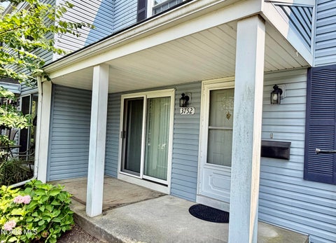 Tiny photo for 3752 Lakepointe Drive, Northwood, OH 43619 (MLS # 10010877)