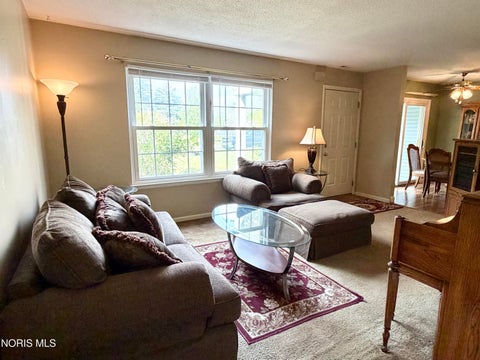 Tiny photo for 3752 Lakepointe Drive, Northwood, OH 43619 (MLS # 10010877)
