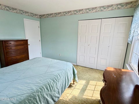 Tiny photo for 3752 Lakepointe Drive, Northwood, OH 43619 (MLS # 10010877)