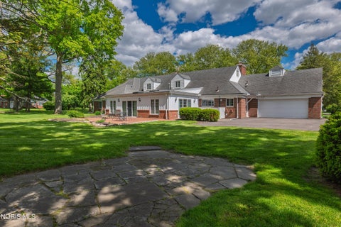 Tiny photo for 2953 Westchester Road, Ottawa Hills, OH 43615 (MLS # 10013814)