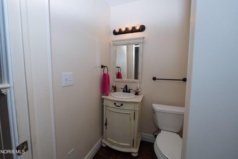 Tiny photo for 2953 Westchester Road, Ottawa Hills, OH 43615 (MLS # 10013814)