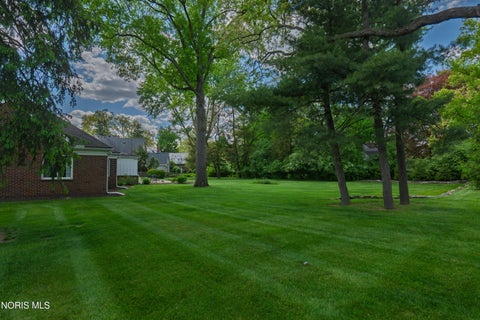 Tiny photo for 2953 Westchester Road, Ottawa Hills, OH 43615 (MLS # 10013814)