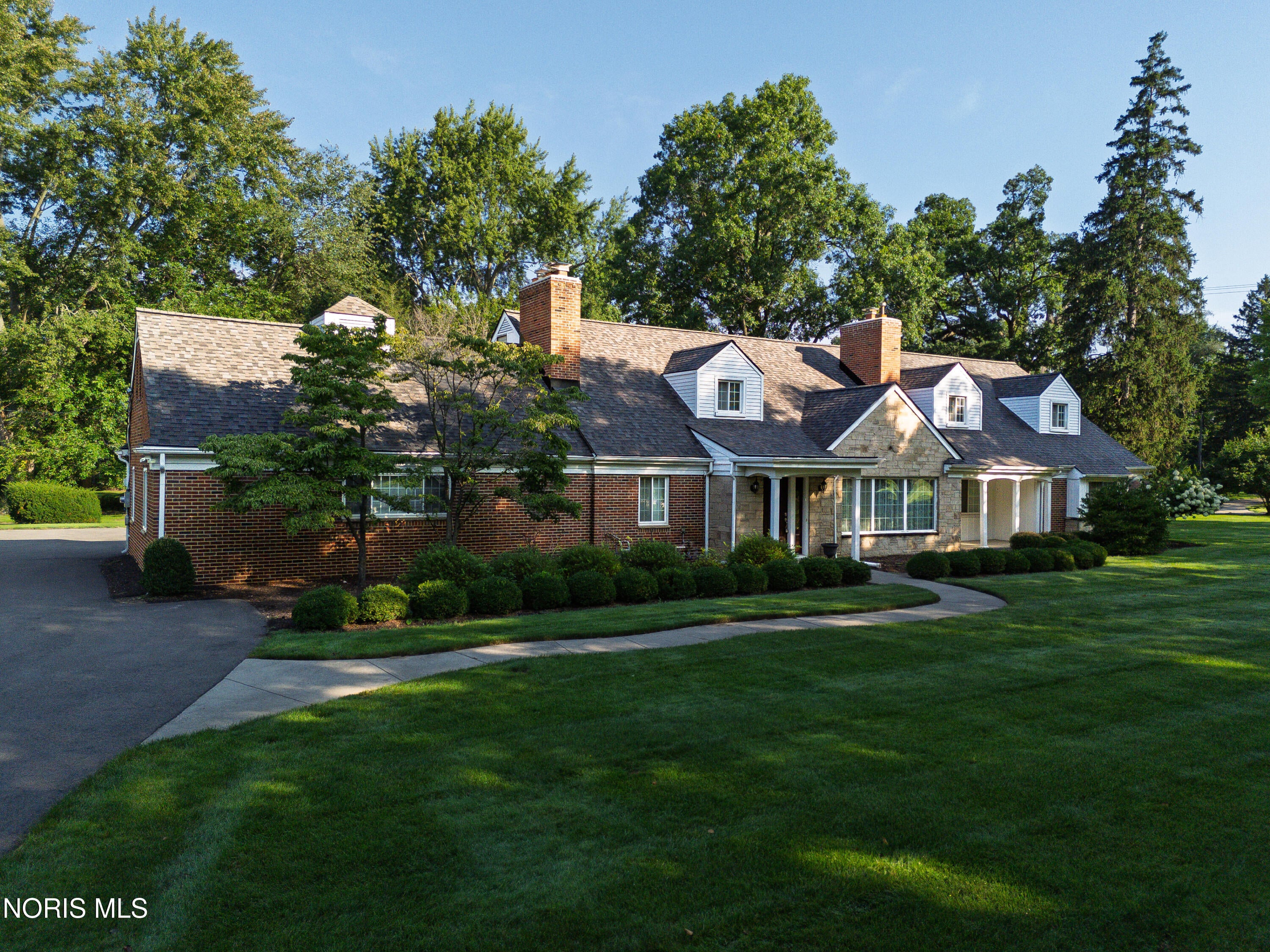 2953 Westchester Road