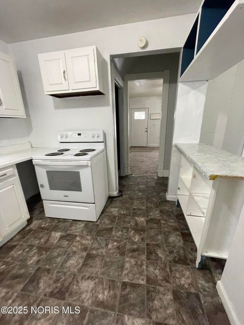 Tiny photo for 438 3rd Street, Toledo, OH 43605 (MLS # 10001787)