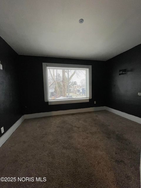 Tiny photo for 438 3rd Street, Toledo, OH 43605 (MLS # 10001787)