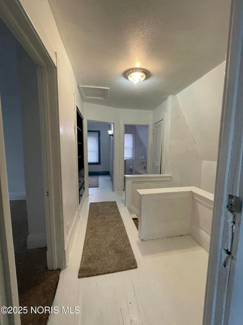 Tiny photo for 438 3rd Street, Toledo, OH 43605 (MLS # 10001787)