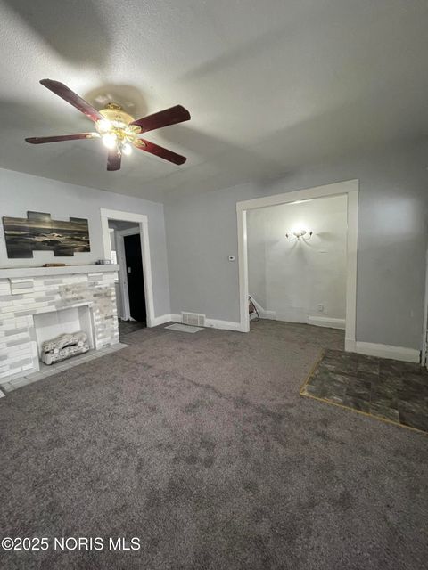 Tiny photo for 438 3rd Street, Toledo, OH 43605 (MLS # 10001787)