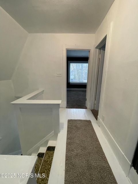 Tiny photo for 438 3rd Street, Toledo, OH 43605 (MLS # 10001787)