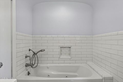 Tiny photo for 3700 W Bancroft Street, Ottawa Hills, OH 43606 (MLS # 10007300)