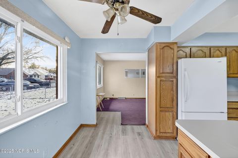 Tiny photo for 1826 Newport Avenue, Toledo, OH 43613 (MLS # 10001369)