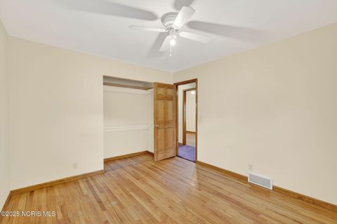 Tiny photo for 1826 Newport Avenue, Toledo, OH 43613 (MLS # 10001369)