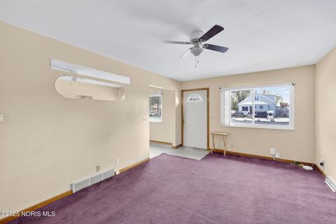 Tiny photo for 1826 Newport Avenue, Toledo, OH 43613 (MLS # 10001369)