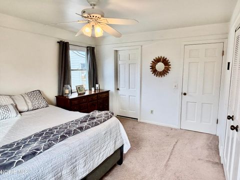 Tiny photo for 240 Ponderosa Drive, Oregon, OH 43616 (MLS # 10004416)