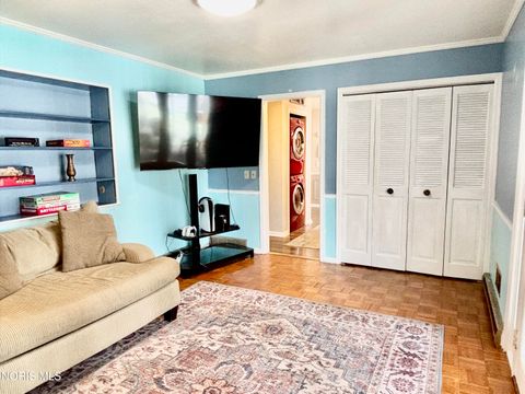 Tiny photo for 240 Ponderosa Drive, Oregon, OH 43616 (MLS # 10004416)