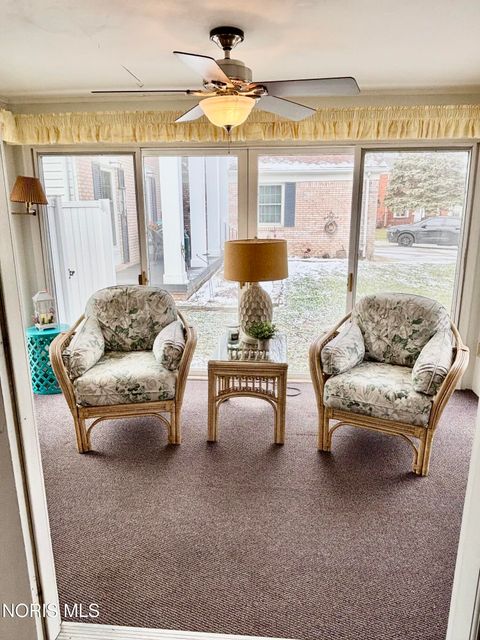 Tiny photo for 240 Ponderosa Drive, Oregon, OH 43616 (MLS # 10004416)