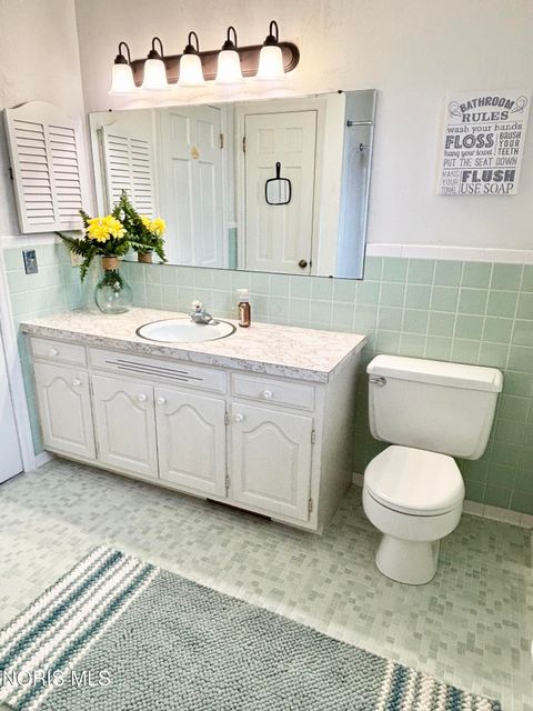 Tiny photo for 240 Ponderosa Drive, Oregon, OH 43616 (MLS # 10004416)