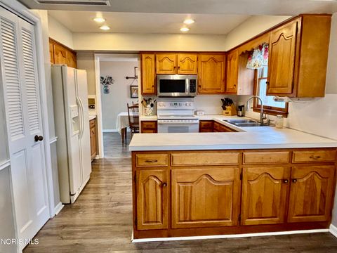 Tiny photo for 240 Ponderosa Drive, Oregon, OH 43616 (MLS # 10004416)