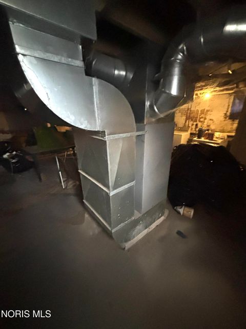 Tiny photo for 457 W Manhattan Boulevard, Toledo, OH 43608 (MLS # 10005321)