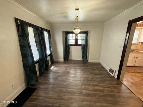Tiny photo for 568 Dover Place, Toledo, OH 43605 (MLS # 10009269)