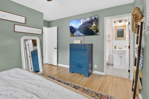 Tiny photo for 1008 Cady Street, Maumee, OH 43537 (MLS # 10010828)