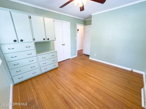 Tiny photo for 5652 Goodhue Drive, Toledo, OH 43615 (MLS # 10003879)