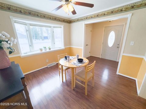 Tiny photo for 5652 Goodhue Drive, Toledo, OH 43615 (MLS # 10003879)