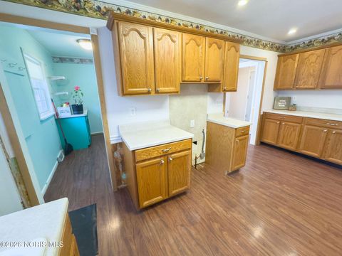 Tiny photo for 5652 Goodhue Drive, Toledo, OH 43615 (MLS # 10003879)