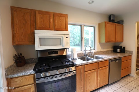 Tiny photo for 2419 S Crissey Road, Monclova, OH 43542 (MLS # 10012313)