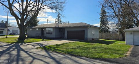 Photo of 4110 Wise Street, Northwood, OH 43619 (MLS # 10005658)