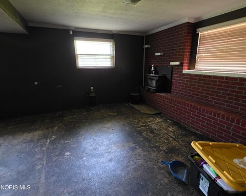 Tiny photo for 335 S Harefoote Street, Holland, OH 43528 (MLS # 10009972)