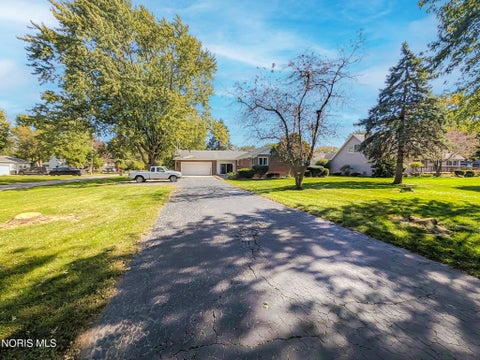 Photo of 1756 N Union Street, Fostoria, OH 44830 (MLS # 10014450)
