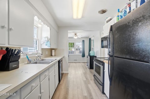 Tiny photo for 3506 Beverly Drive, Toledo, OH 43614 (MLS # 10008976)
