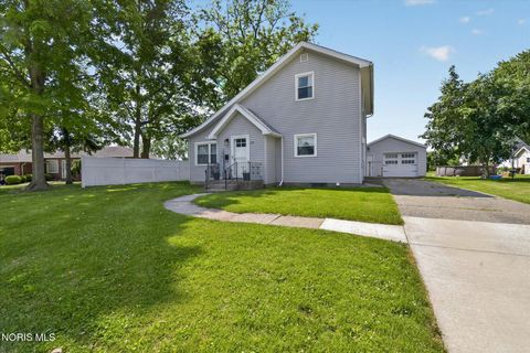 Tiny photo for 639 Park Street, Napoleon, OH 43545 (MLS # 10008824)