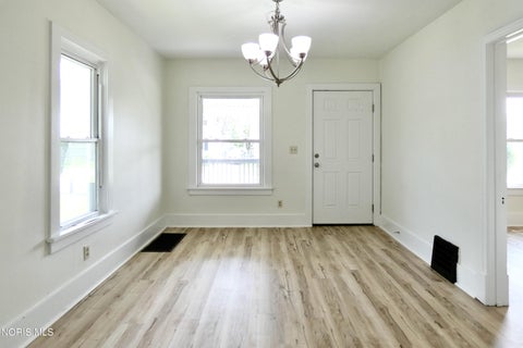 Tiny photo for 1838 Giant Street, Toledo, OH 43613 (MLS # 10009796)
