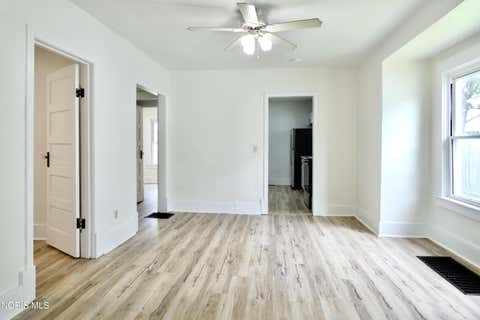 Tiny photo for 1838 Giant Street, Toledo, OH 43613 (MLS # 10009796)