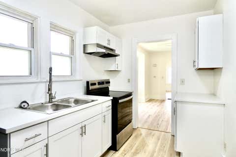 Tiny photo for 1838 Giant Street, Toledo, OH 43613 (MLS # 10009796)